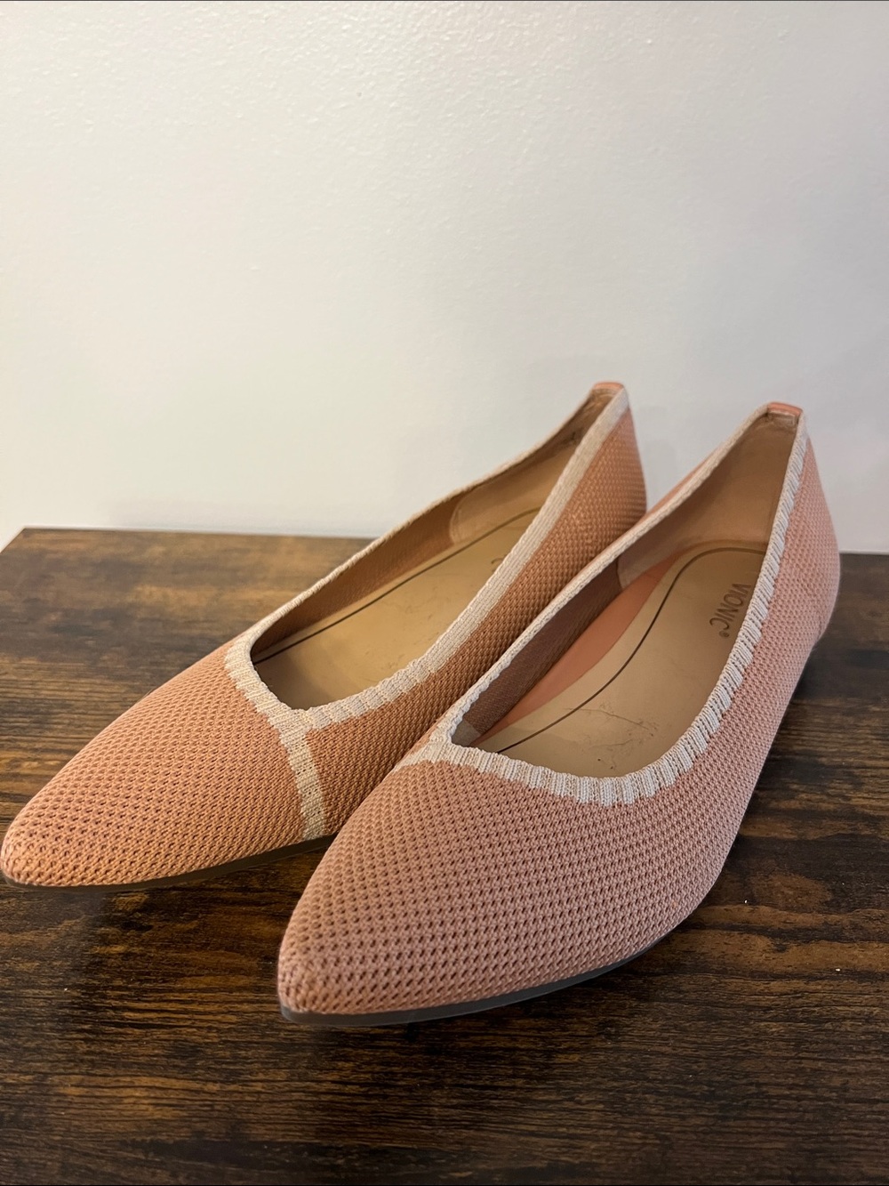 Vionic Pointed Knit Flats in Blush Pink with Cream Trim